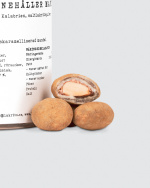 No name (innehåller mandel)